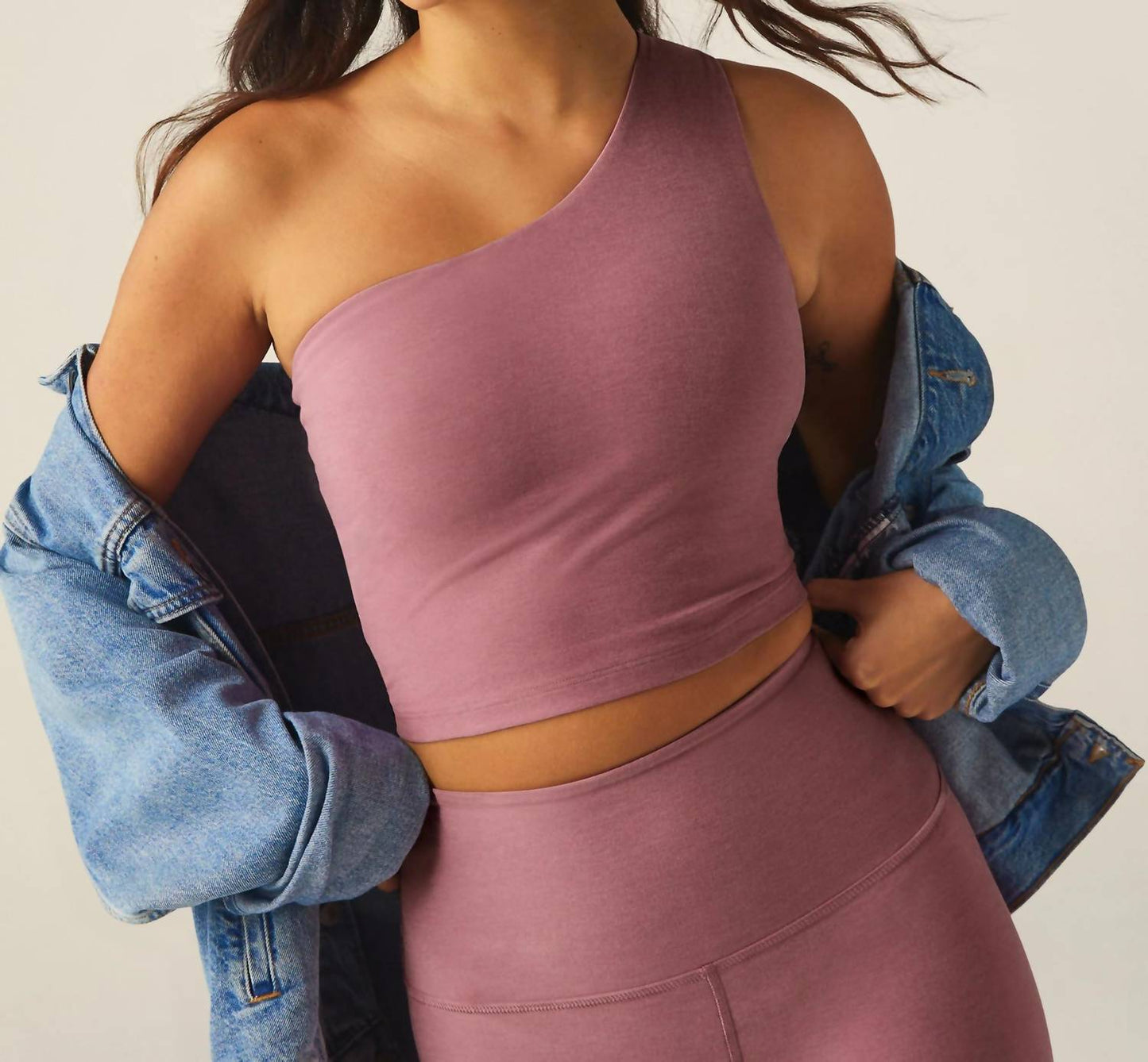 Beyond Yoga - Spacedye The Bold Shoulder Cropped Tank Top
