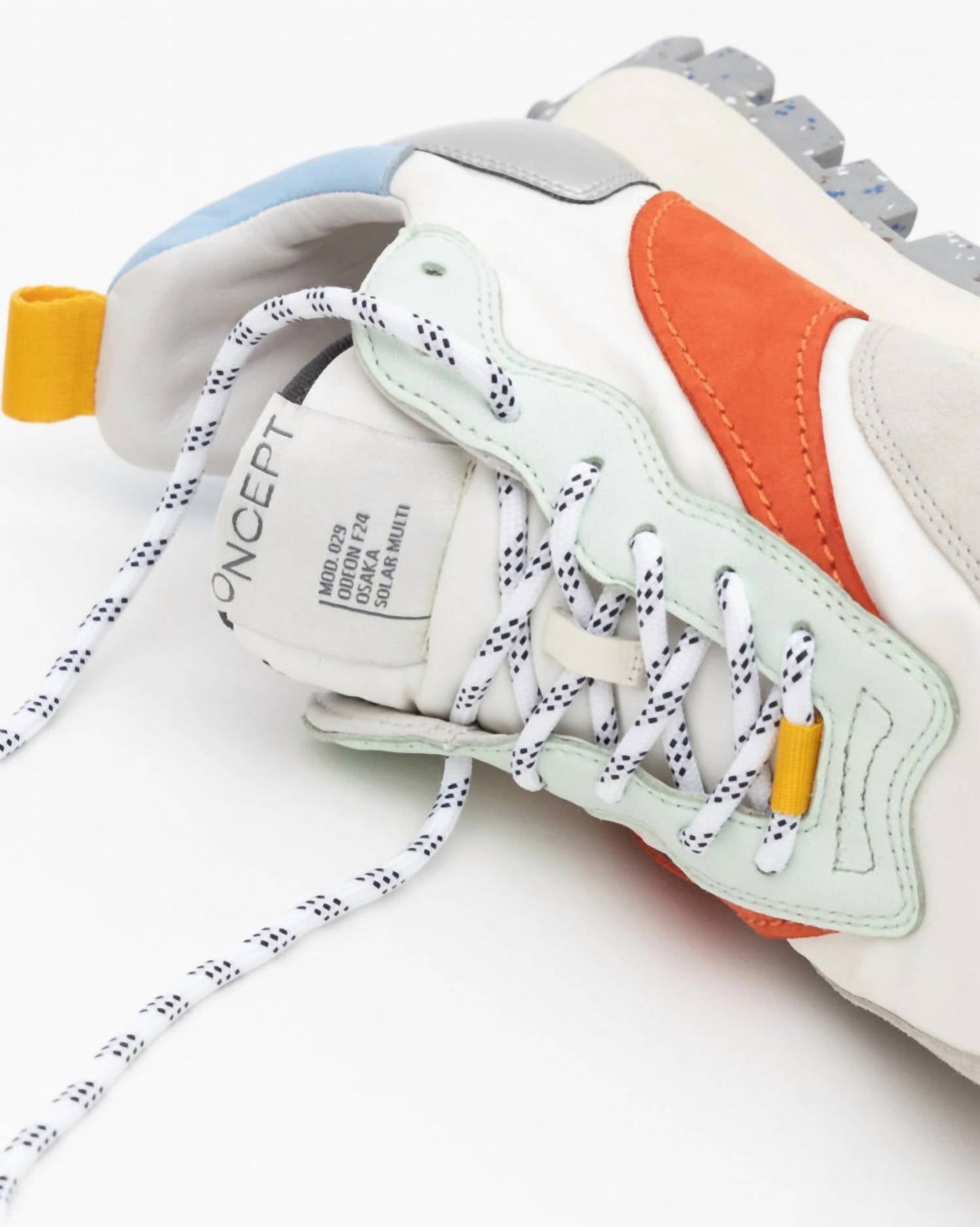 Oncept - Women's Osaka Low Top Sneaker
