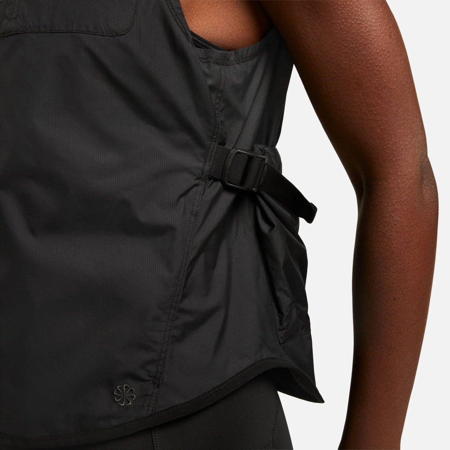Nike - Womens Trail Repel Running Vest