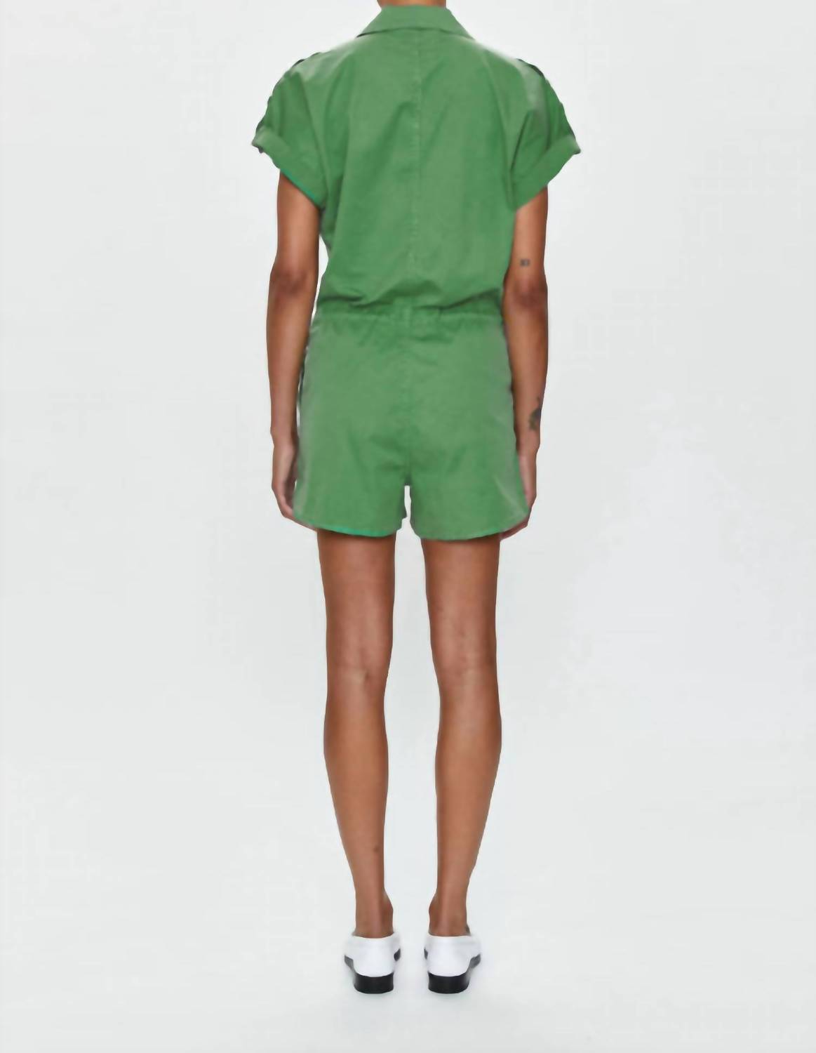 Pistola - Meg Romper