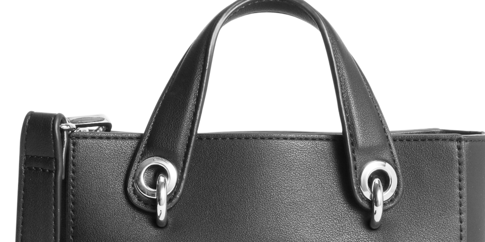 Tommy Hilfiger Women's Sandra Crossbody Black Size Regular