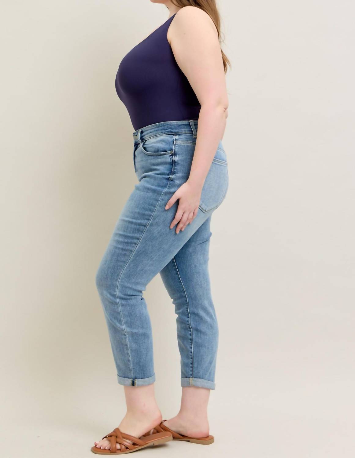 Judy Blue - Mid Rise Bleach Wash Cuffed Boyfriend Denim Jeans - Plus Size