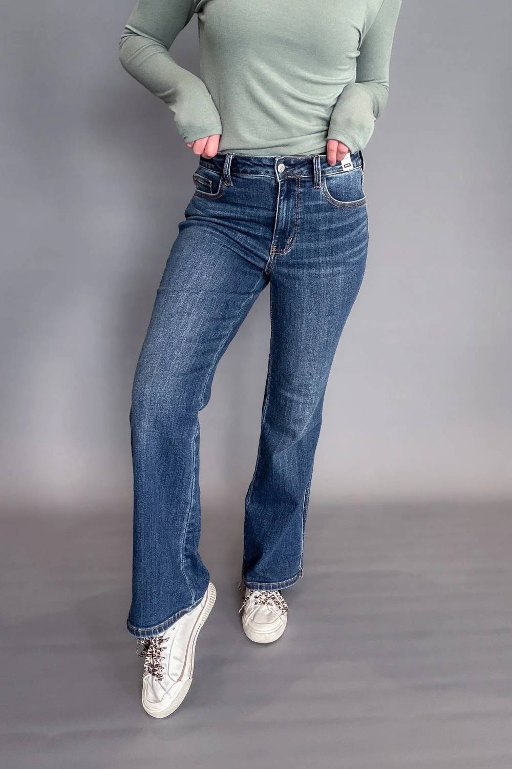 Judy Blue - Midrise Bootcut With Cell Phone Pocket Jeans