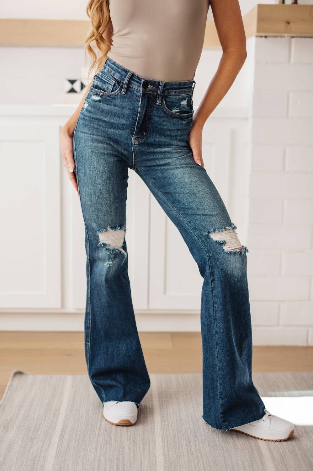 Judy Blue - High Rise Control Top Distressed Flare Jean