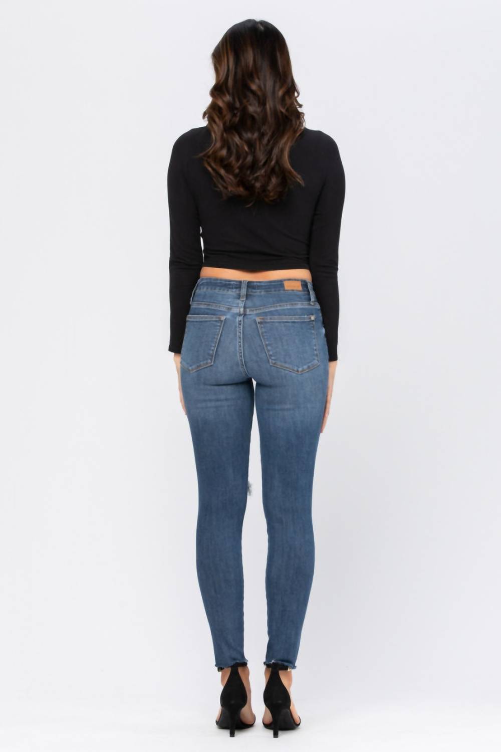 Judy Blue - Mid Rise Destroyed Knee Skinny Jeans