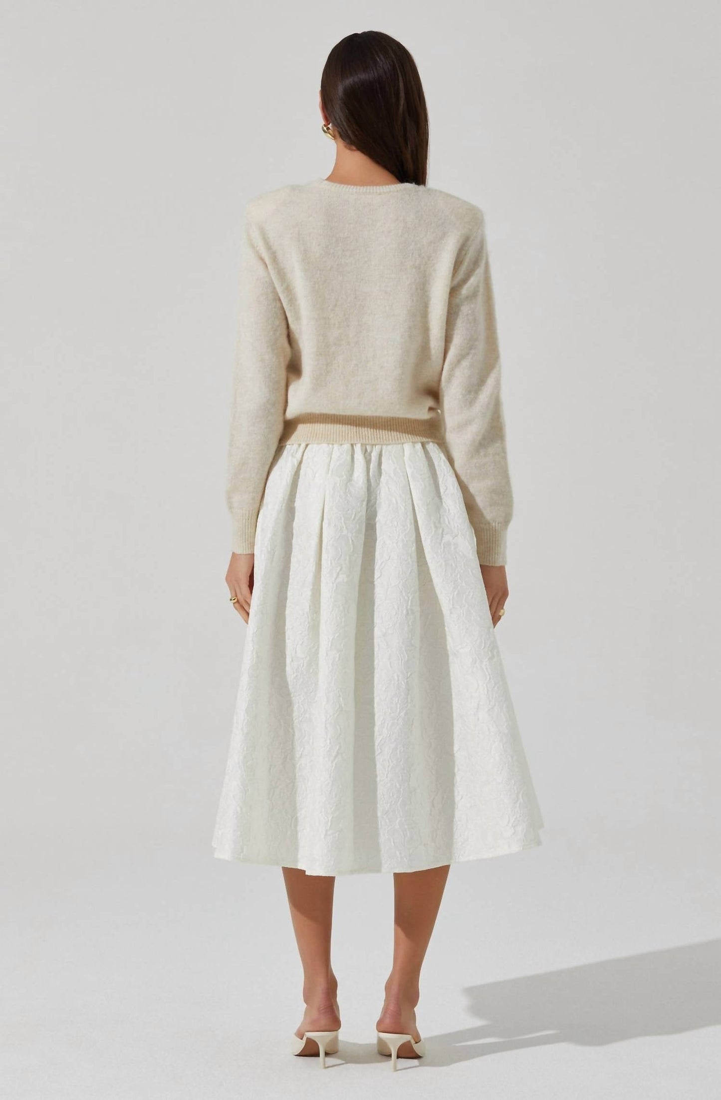 Astr - Kiran Fine Knit Sweater