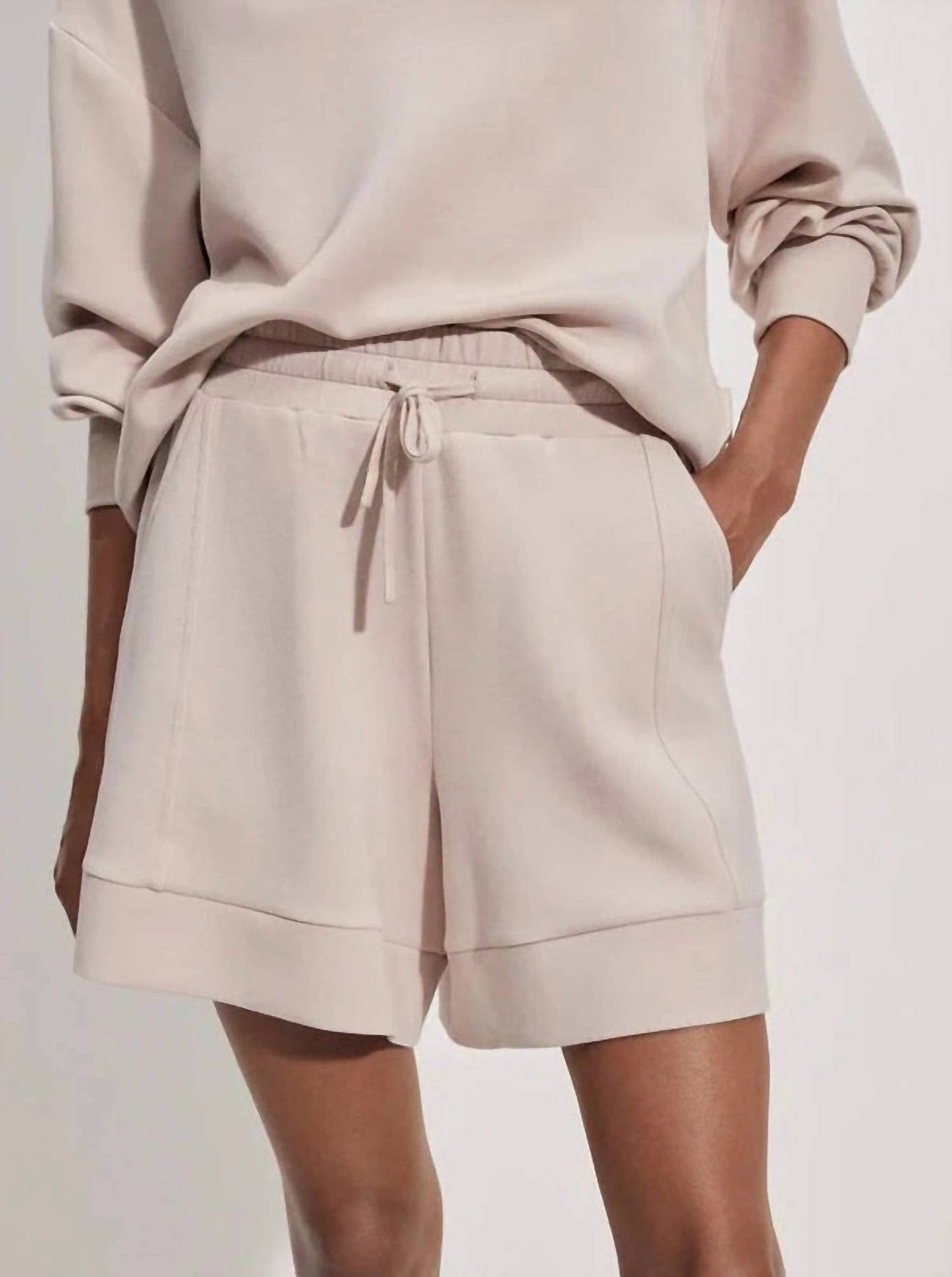 Varley - Alder High Rise Short