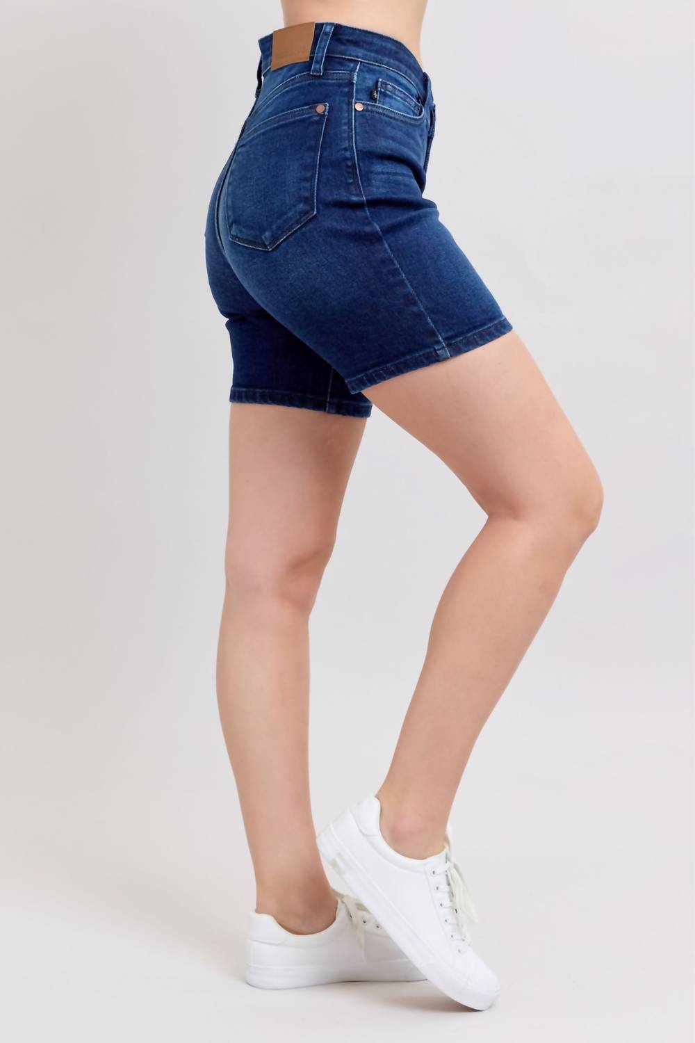 Judy Blue - High Waist V-front Bermuda Shorts