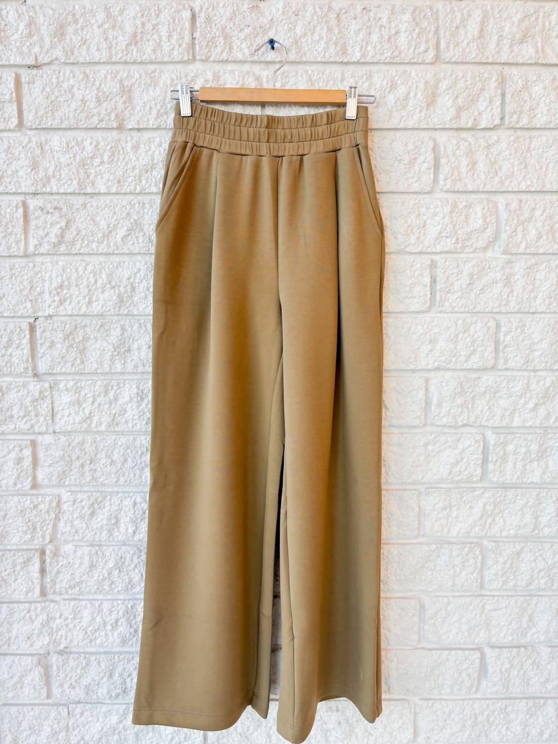 Varley - Extra Wide Leg Pants
