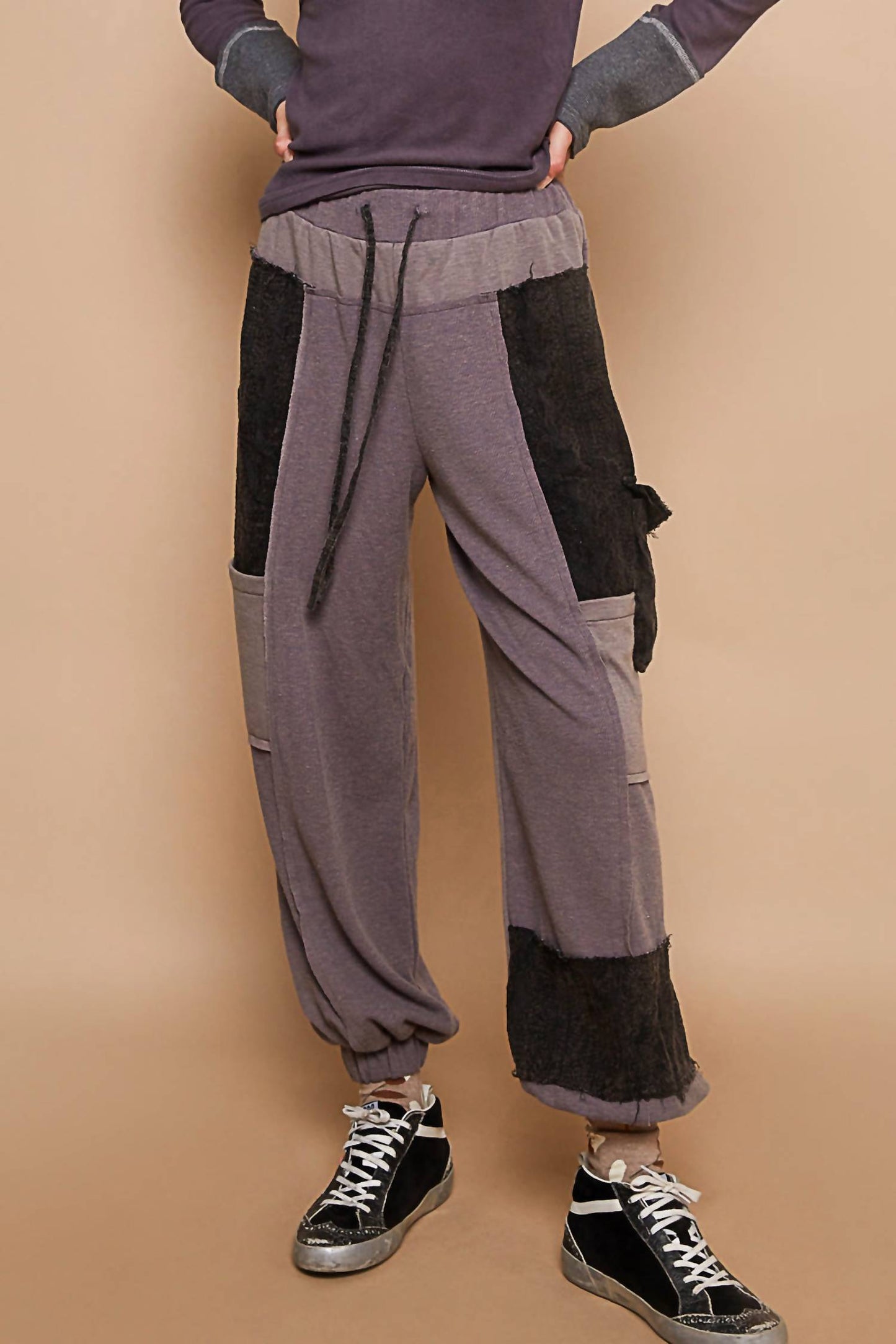 Pol - BLACK DETAILED PANTS