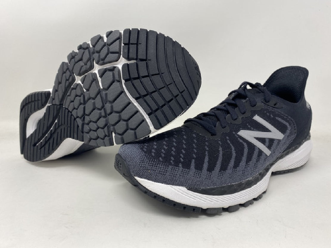 New Balance Women's 860 V11 Running Shoes Black
