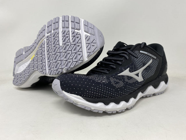 Mizuno Women's Horizon 5 रनिंग शूज़ ब्लैक साइज़ 6 B (M) US