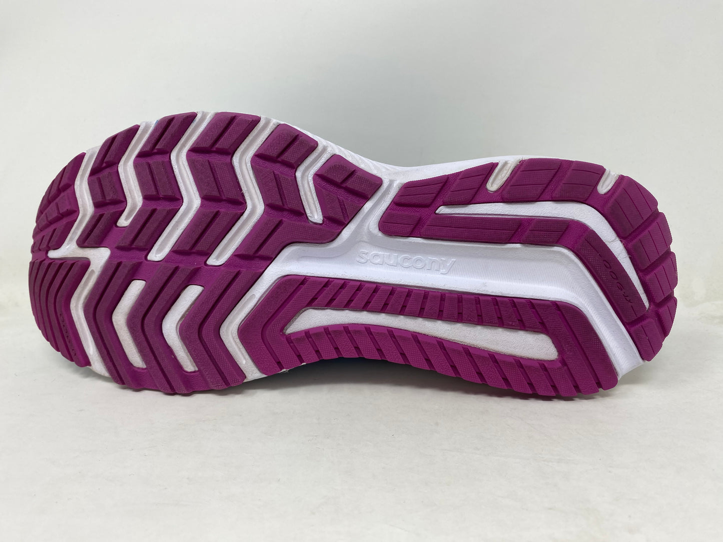 Saucony महिला ओम्नी 20 रनिंग शूज़ नीला साइज़ 9.5 B मीडियम US