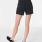 Spanx - Stretch Twill Shorts 4"