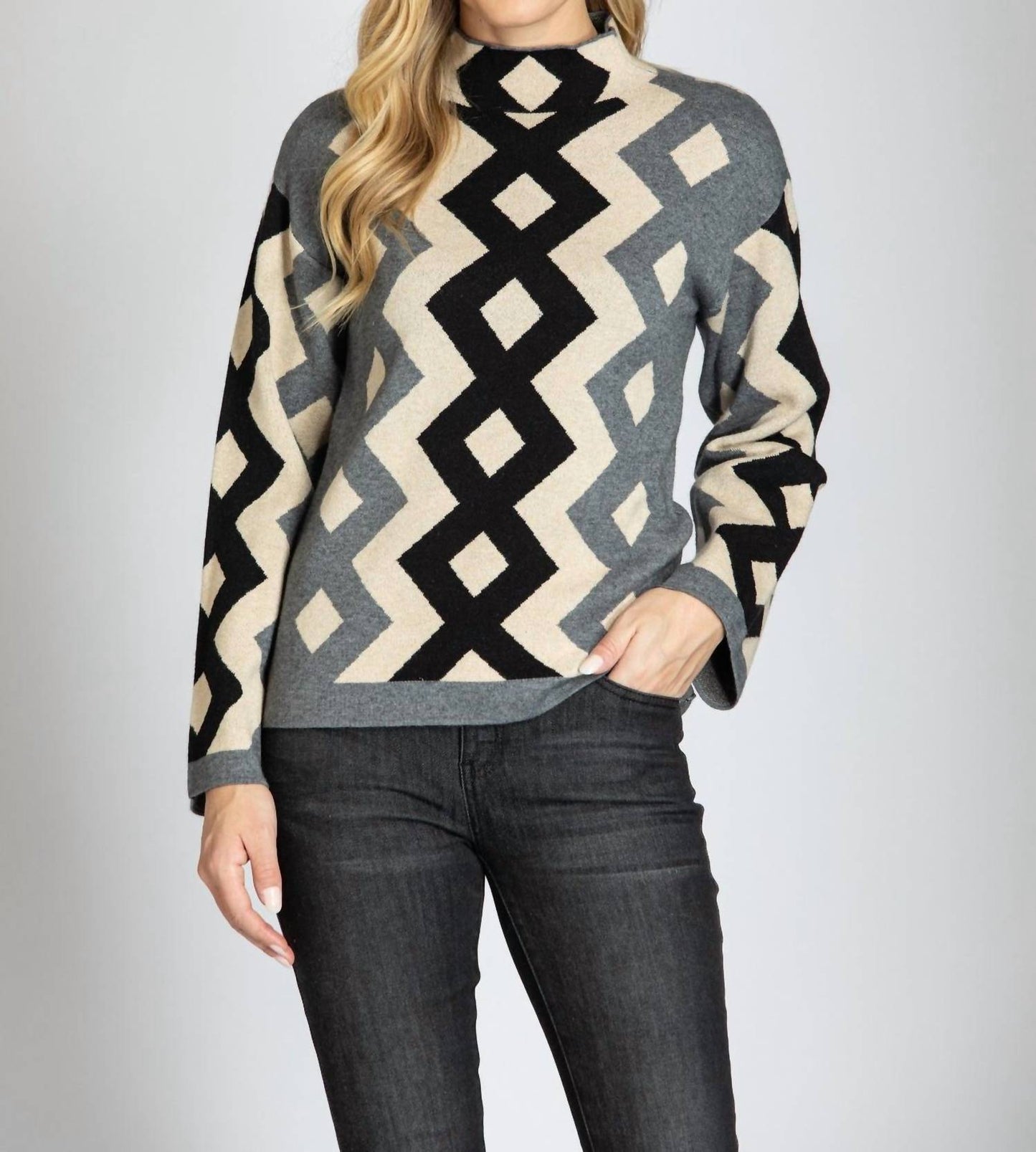Apny - Argyle Mock Neck Sweater