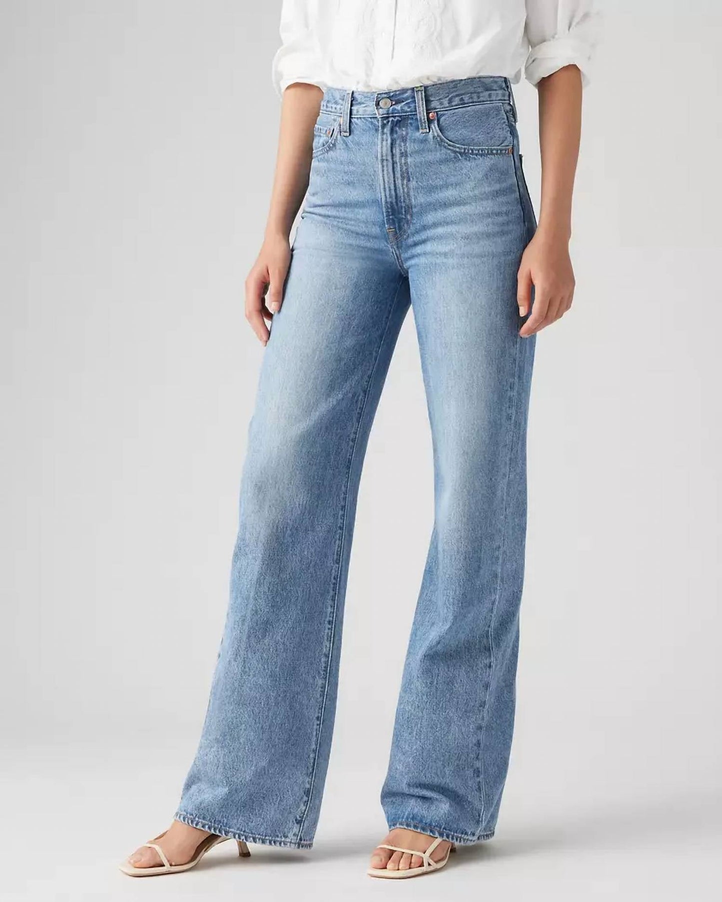 Levi'S - Women's High Rise Wide Leg Jean