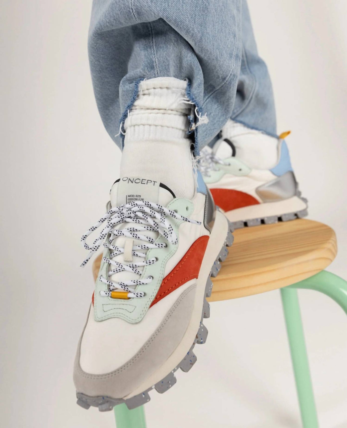 Oncept - Women's Osaka Low Top Sneaker