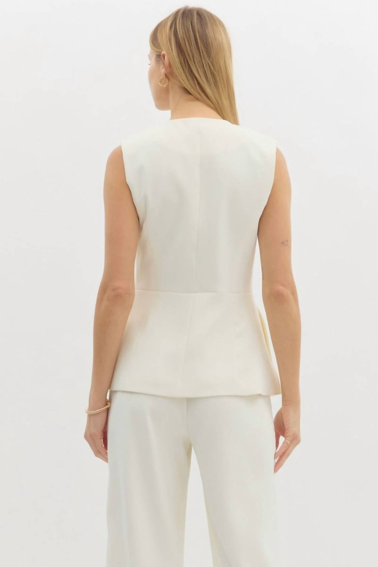 Entro - Sleeveless Gold Button Detail Top