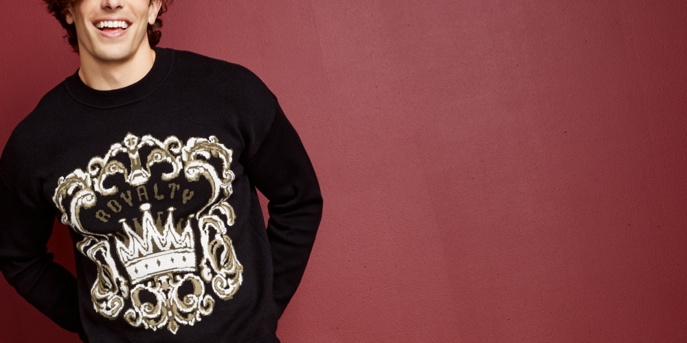 Royalty by Maluma Men's Relaxed Fit Birdseye Jacquard Logo Sweater Black Size Small