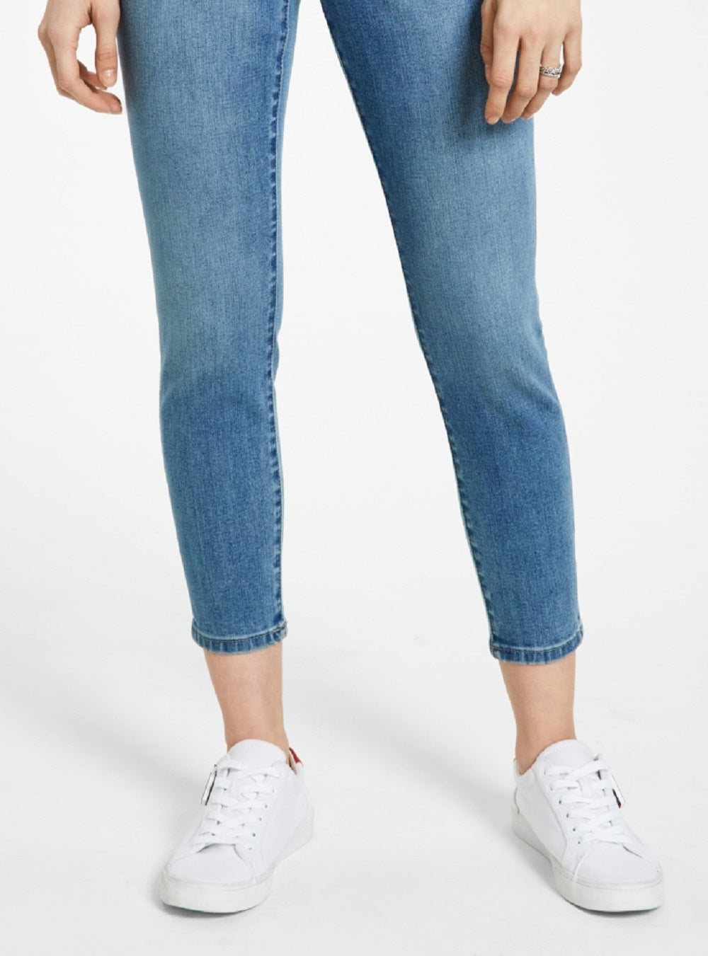 Tommy Jeans Women's Mid Rise Ankle Jeans Blue Size 30