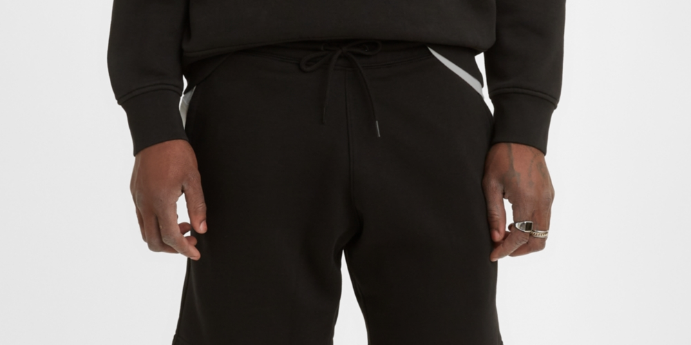 Levi's Men's Seasonal Relaxed Fit Elastic Waistband Sweatshorts Black Size XX-Large