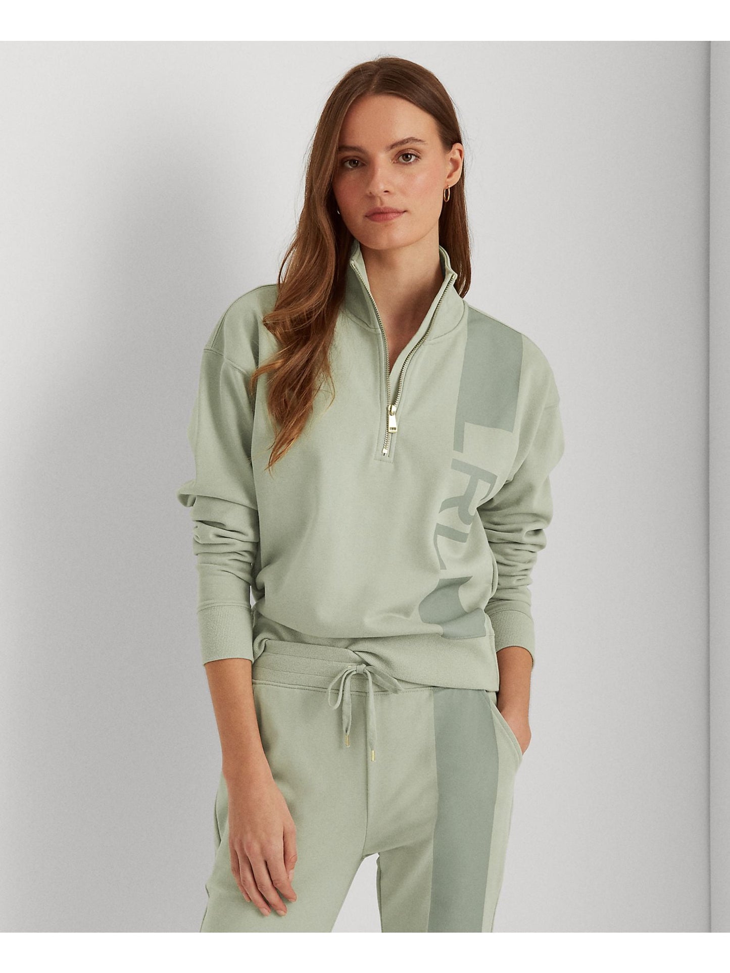 राल्फ लॉरेन महिला ज़िपर्ड रिब्ड हेम और कफ्स लोगो ग्राफिक स्वेटशर्ट ग्रीन मीडियम साइज़