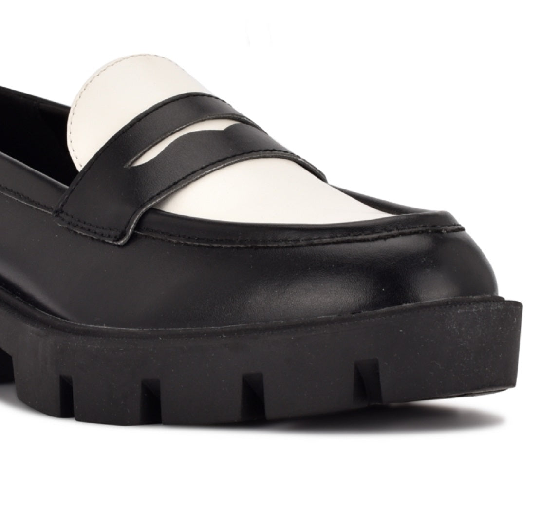 Nine West Women's Maibel Platform Penny Loafer Black Size 6.5 M