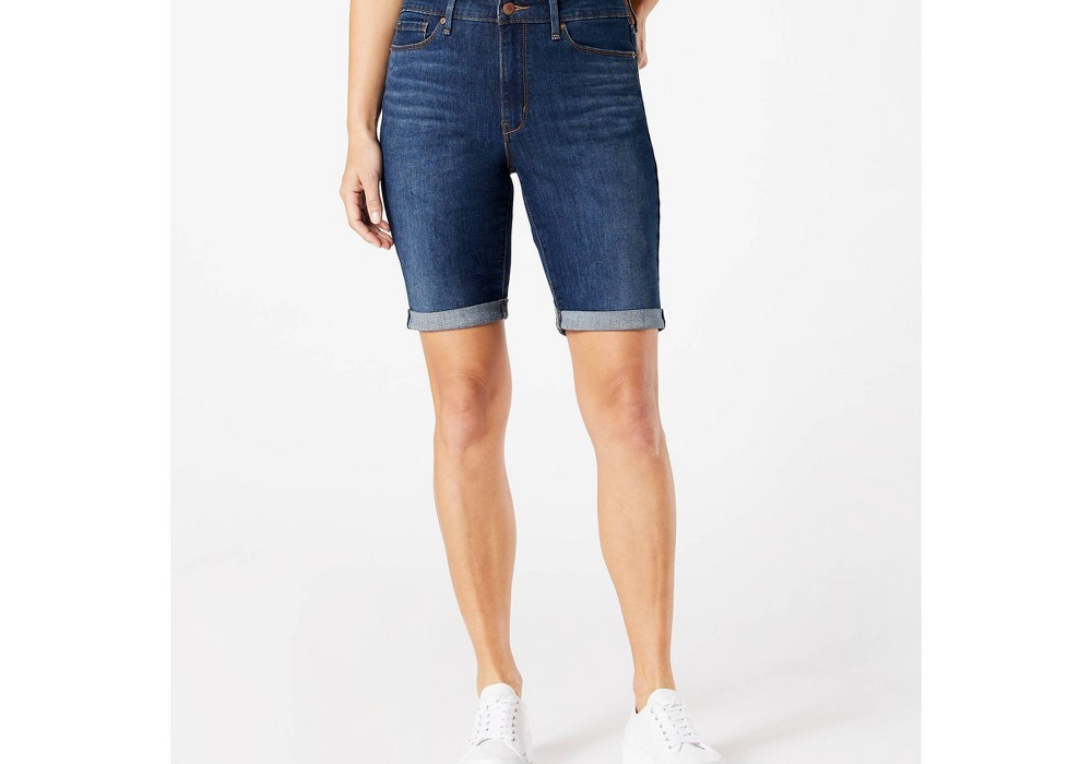 DENIZEN® from Levi's® Women's Mid-Rise 9 Bermuda Jean Shorts Night Tide Size 8