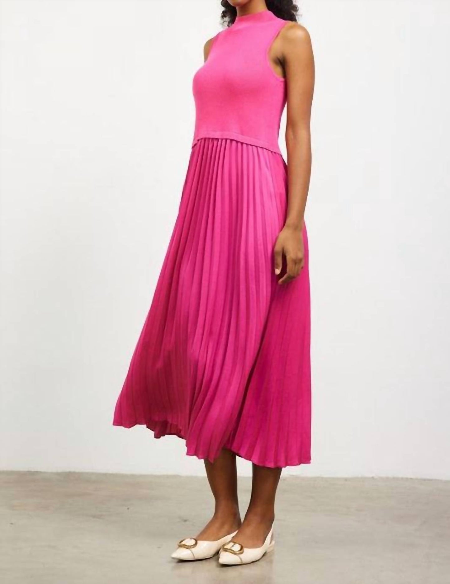 Skies Are Blue - Pleated Contrast Midi Dress