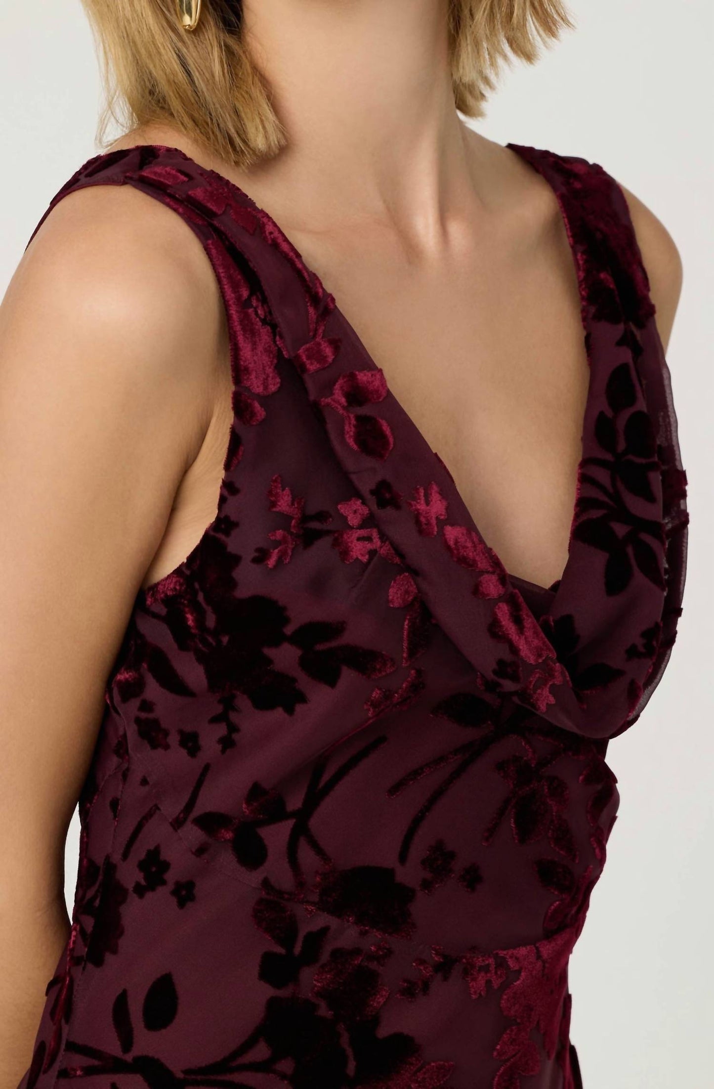 Astr - Floris Burnout Velvet Maxi Dress