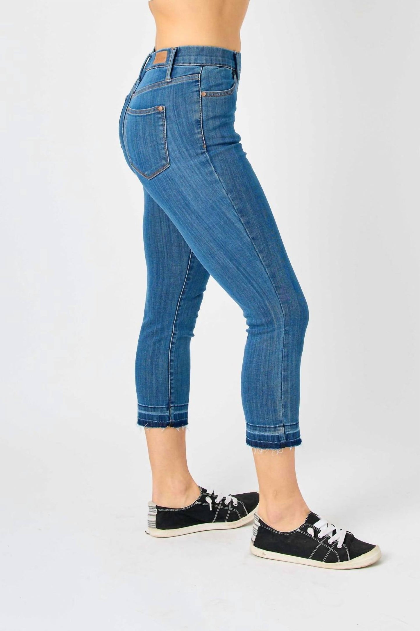 Judy Blue - Pull On Denim Capri Pants