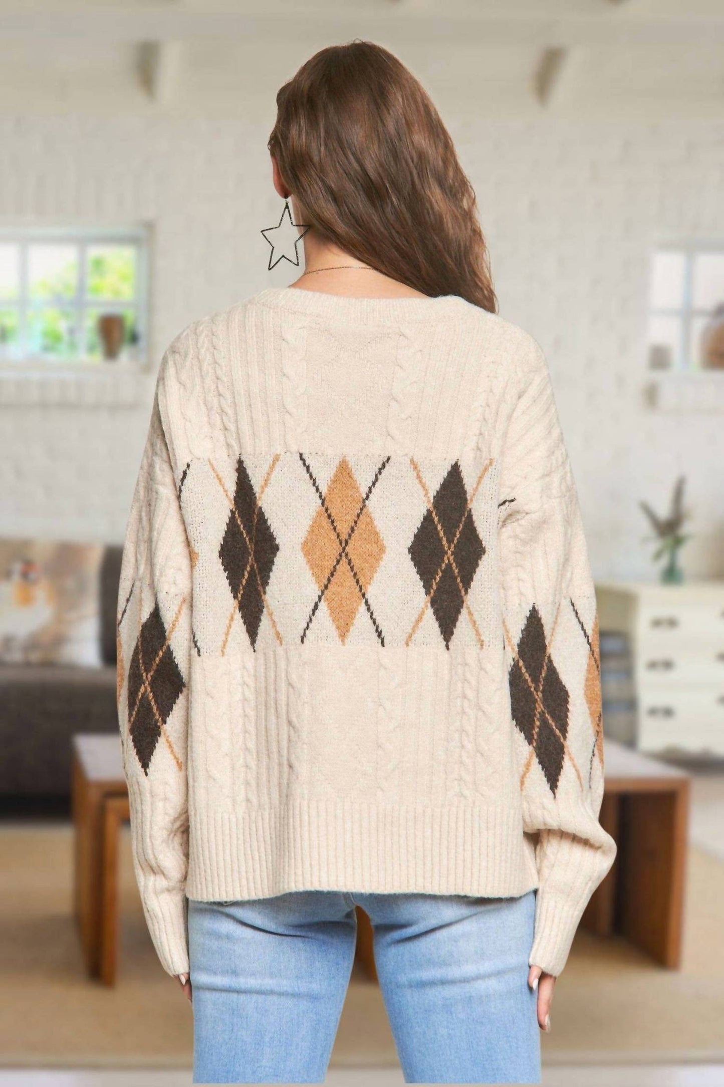 Adora - Diamond Pattern Cable Knit Sweater