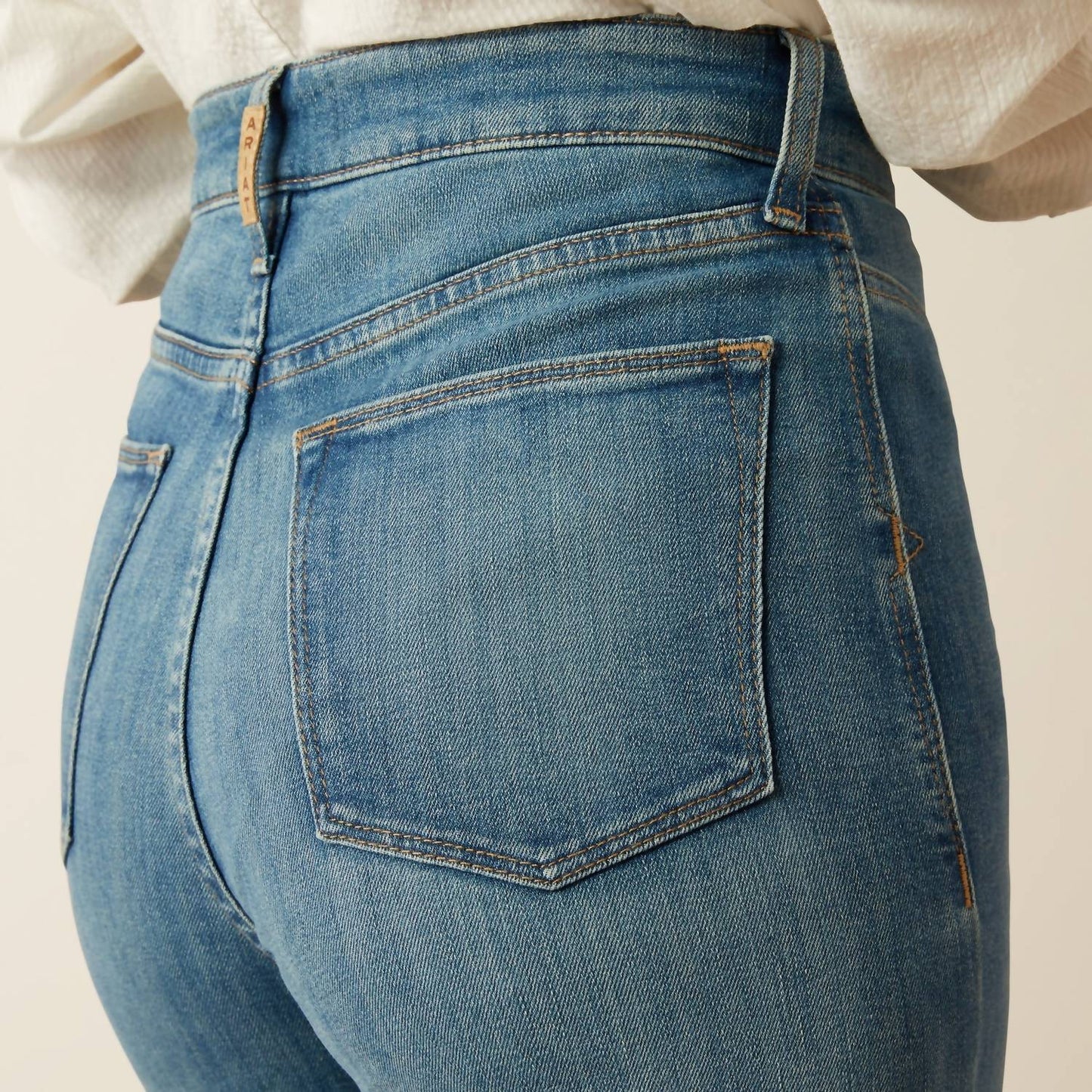 Ariat - Ultra High Rise Sloane Wide Leg Jeans