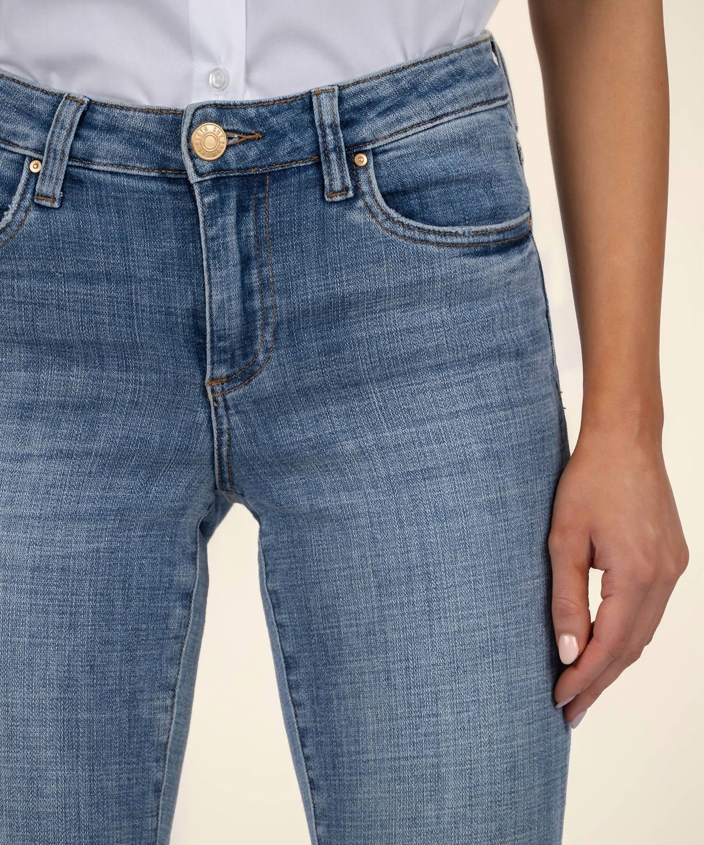 Kut From The Kloth - Amy Mid Rise Crop Straight