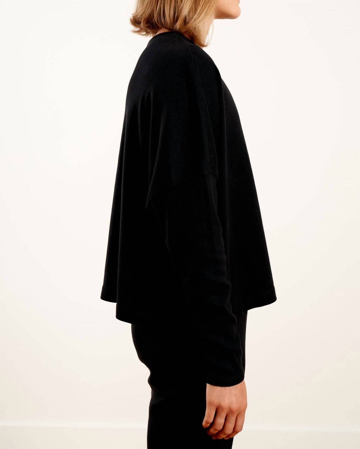 Grp1 Knits - Women's Oversized Cropped Pullover