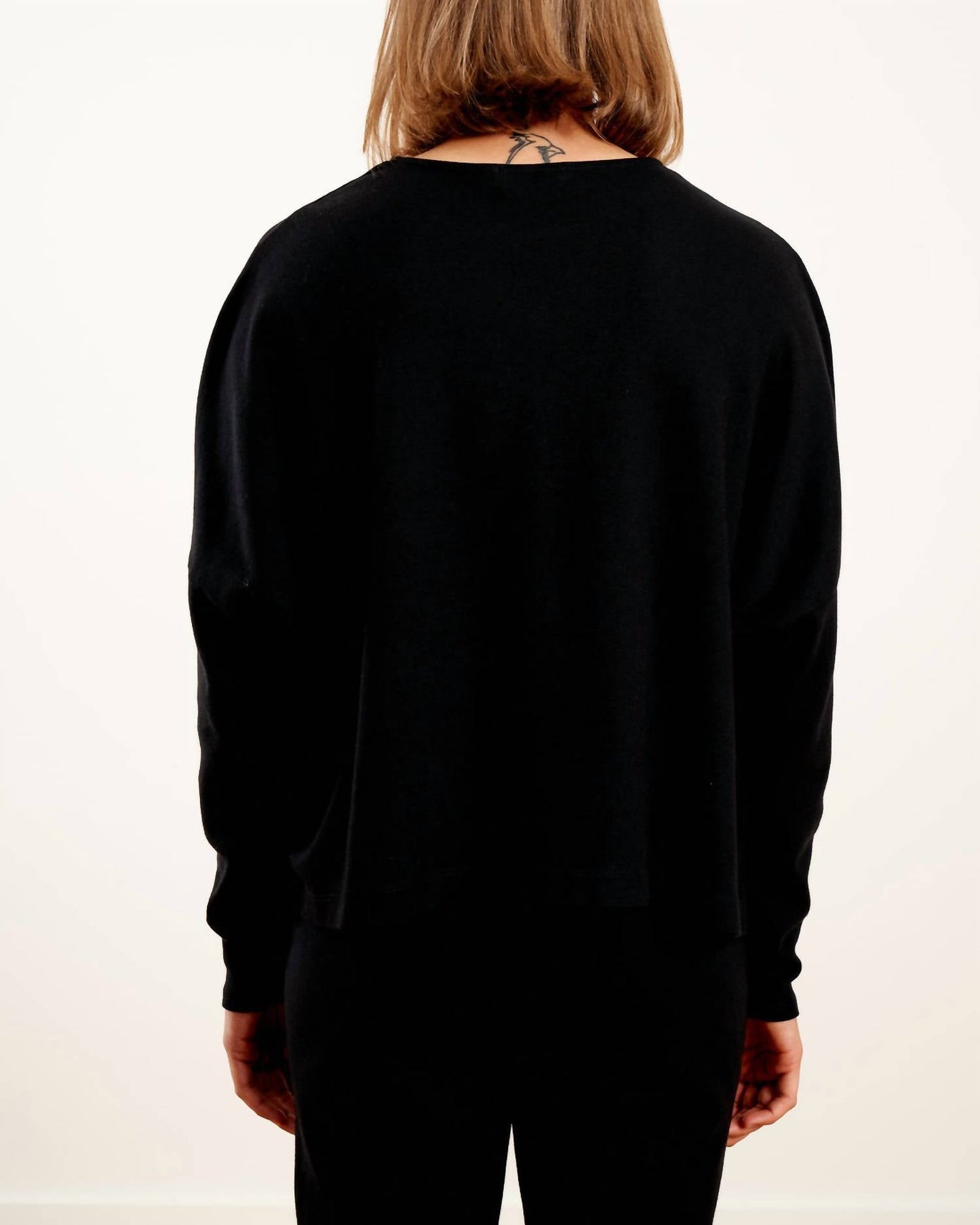 Grp1 Knits - Women's Oversized Cropped Pullover