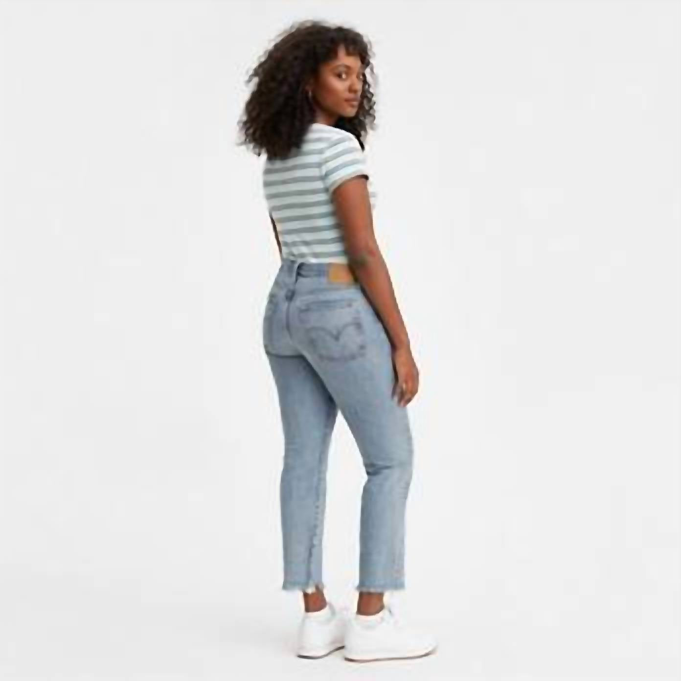Levi'S - वेज आइकॉन फिट एंकल जीन्स