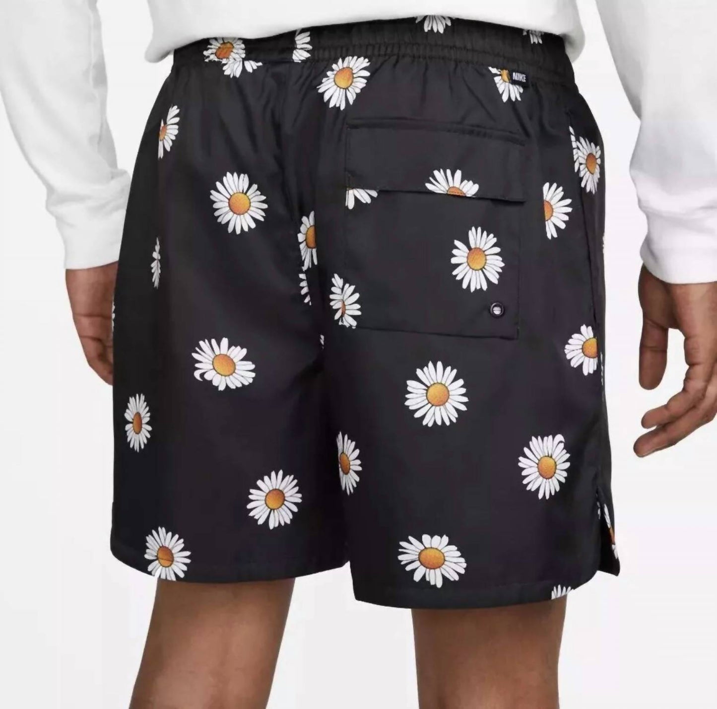 Nike - Men's Essentials Flow Shorts