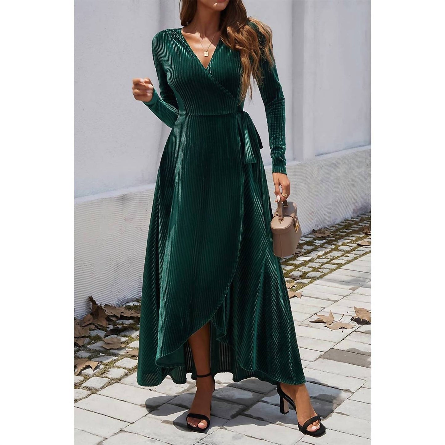 Supreme Fashion - V Neck Velvet Maxi Dress