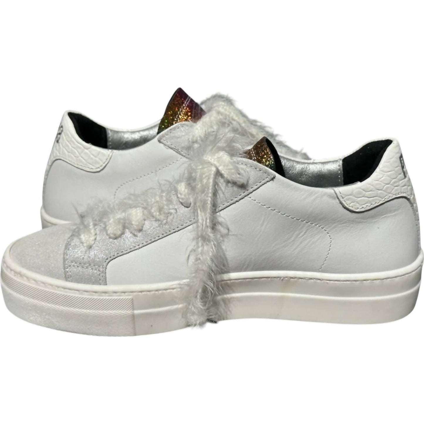P448 - Women's Thea Sneakers