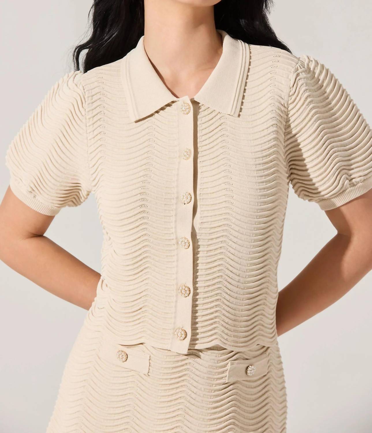 Astr - Perrine Scalloped Short Sleeve Cardigan