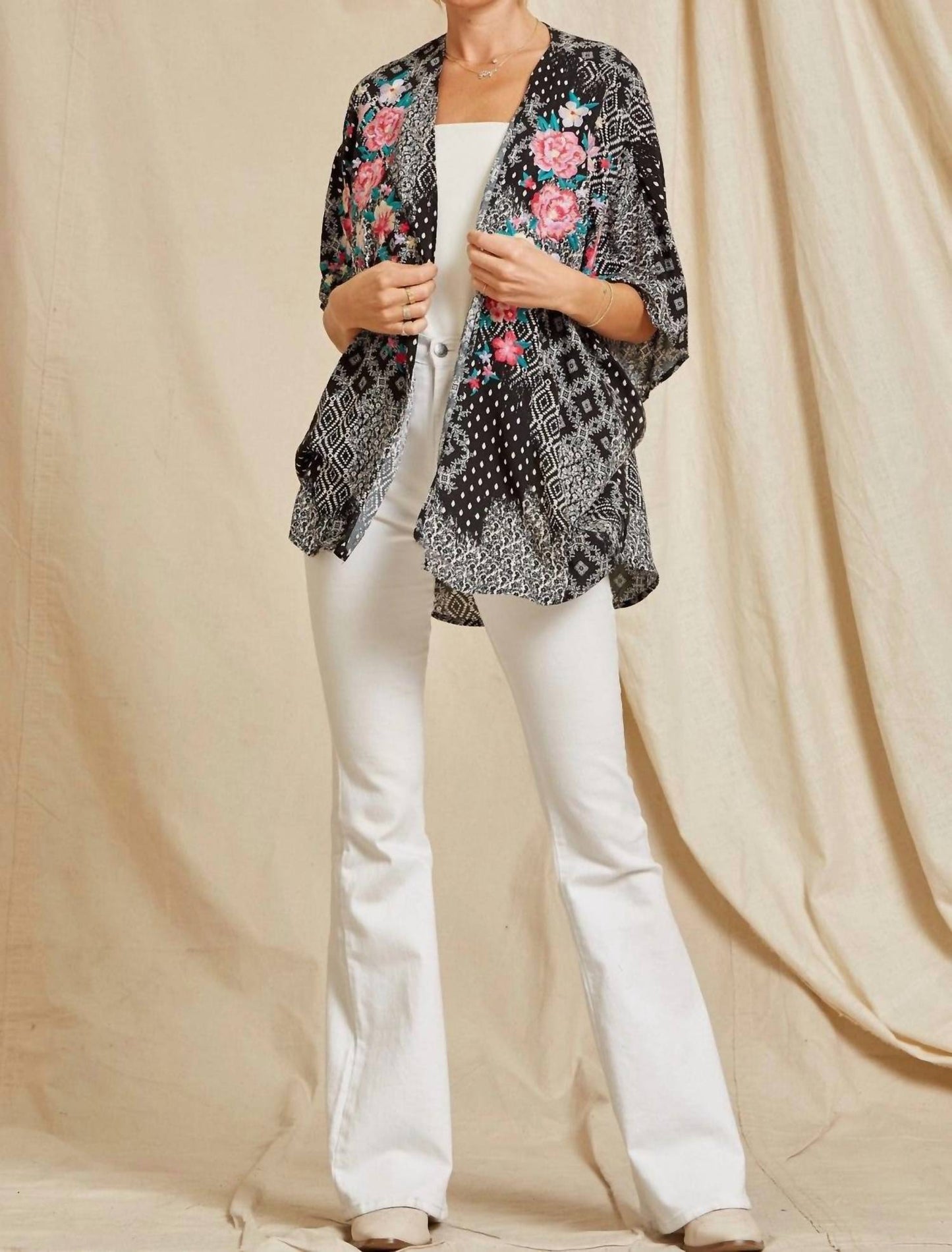 Andree By Unit - Floral Embroidered Kimono Jacket