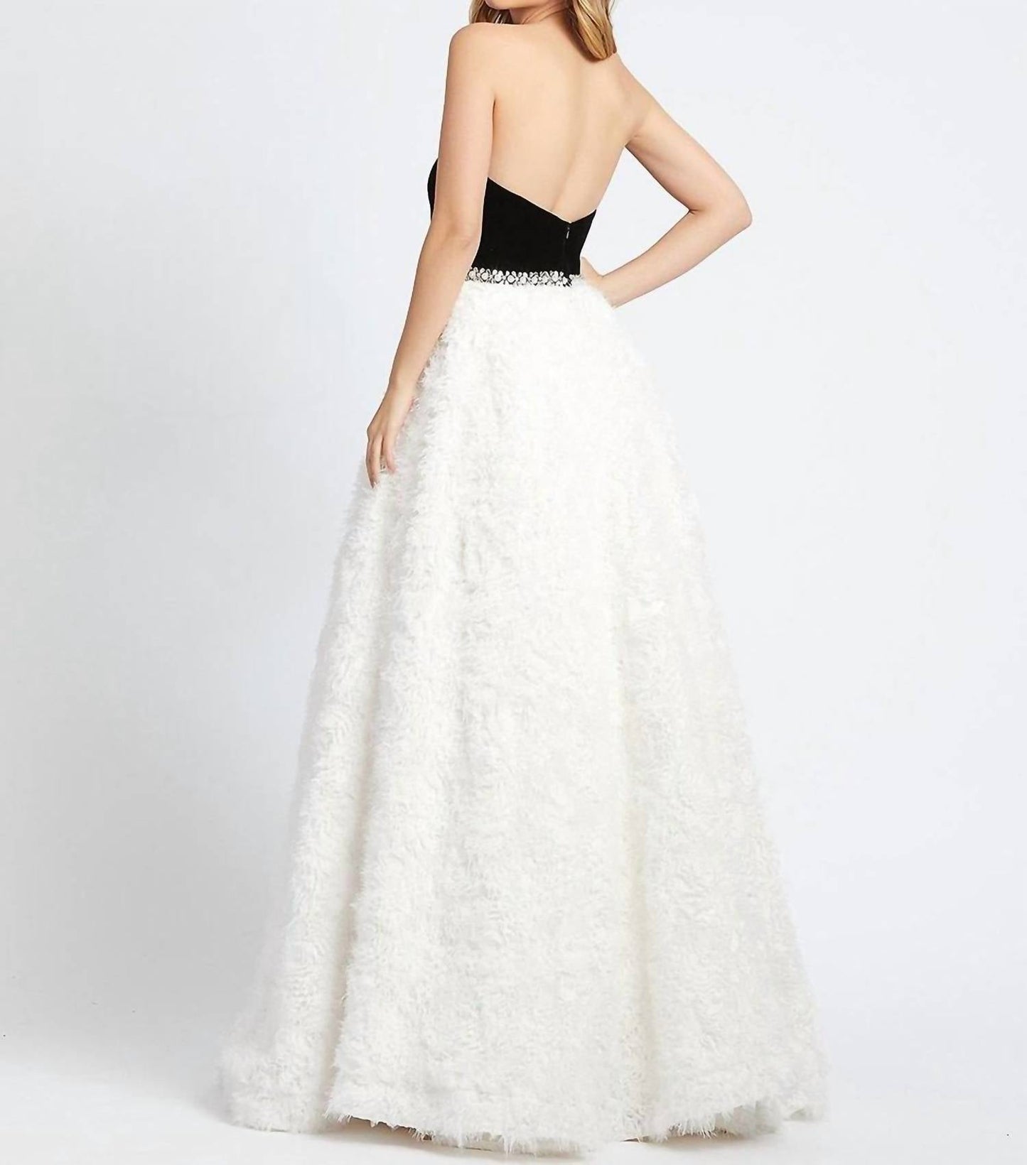 Mac Duggal - STRAPLESS BALL GOWN
