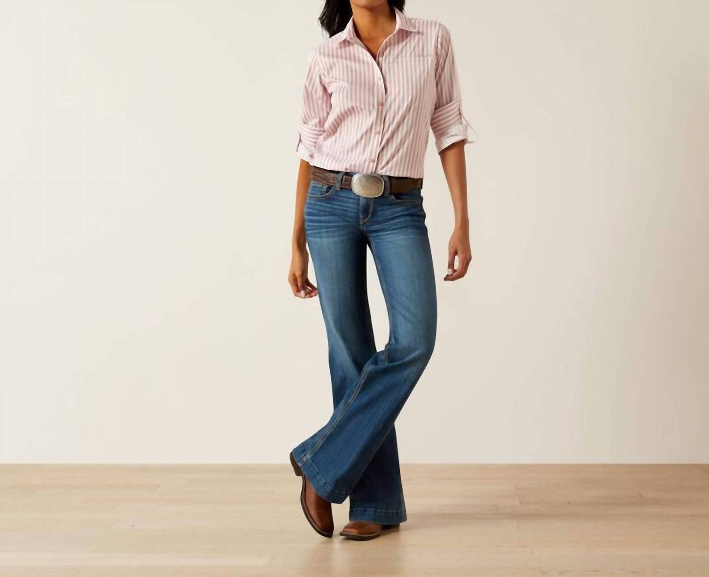 Ariat - Mid Rise Hasley Slim Trouser Jeans