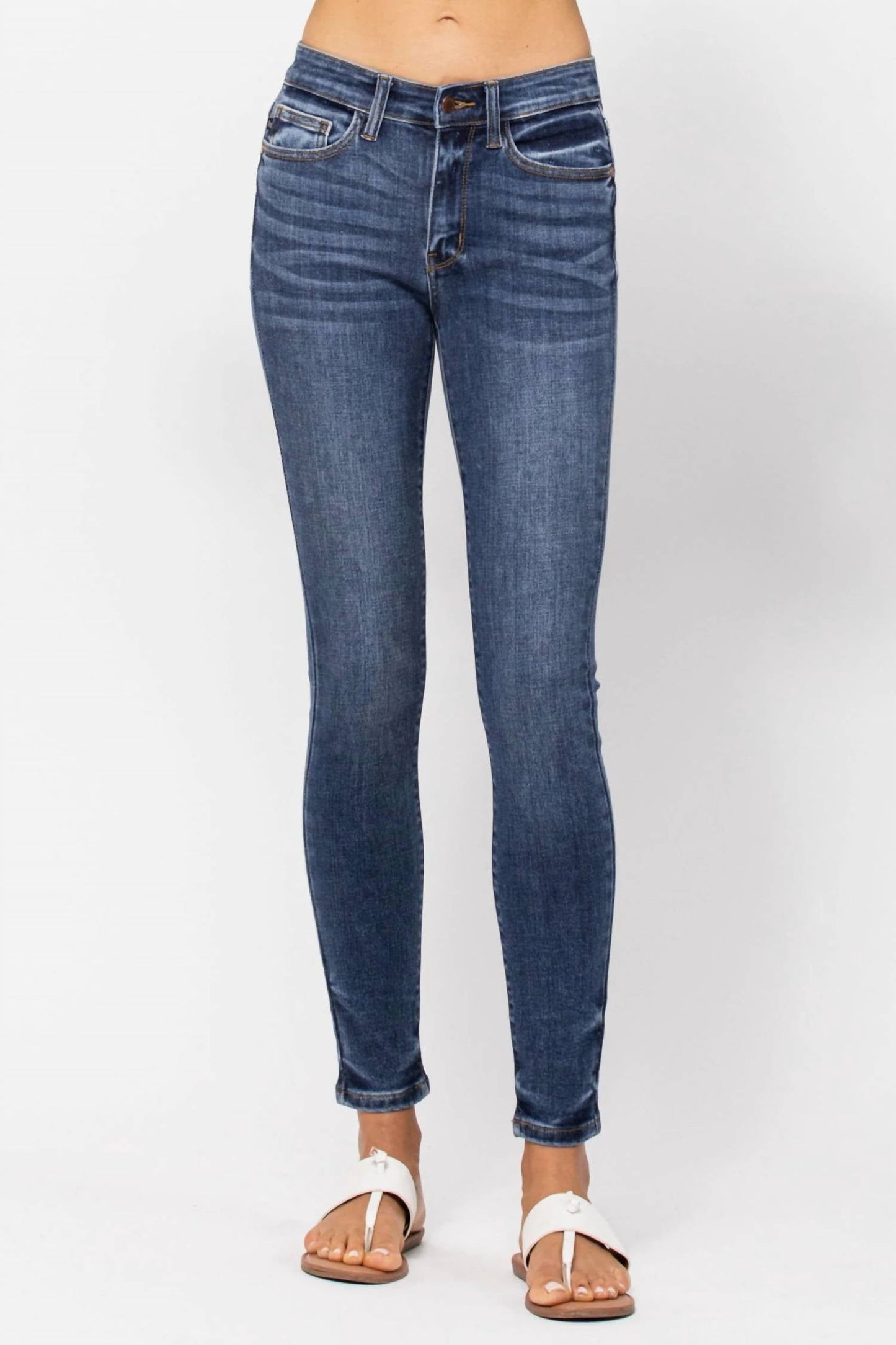 Judy Blue - Mid Rise With Handsand Skinny Jeans