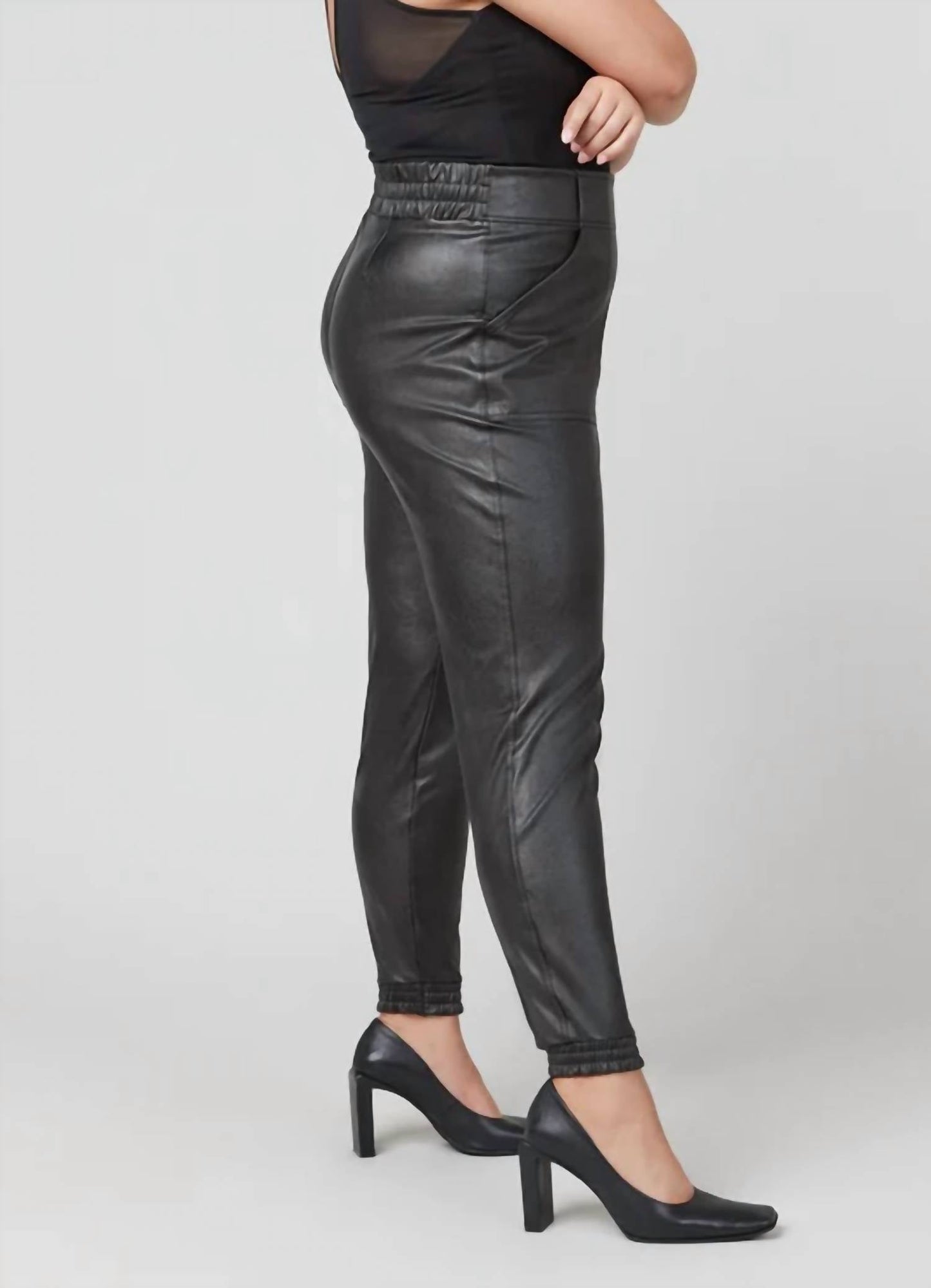Spanx - LEATHER-LIKE JOGGER