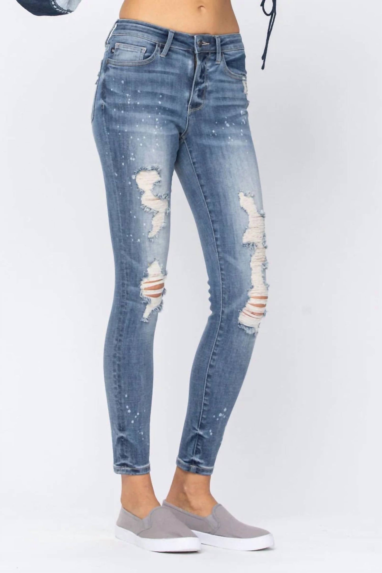 judy-blue-bleached-distressed-skinny-jeans