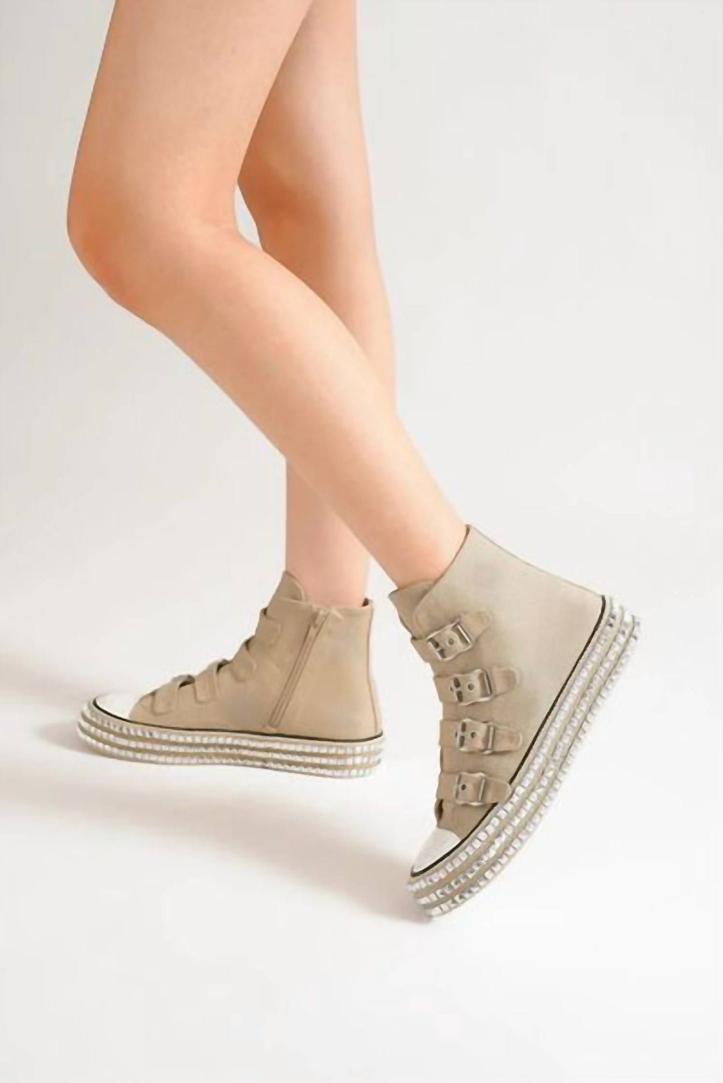 Trendsi - Women's Multi-buckle Straps Studded Sneakers