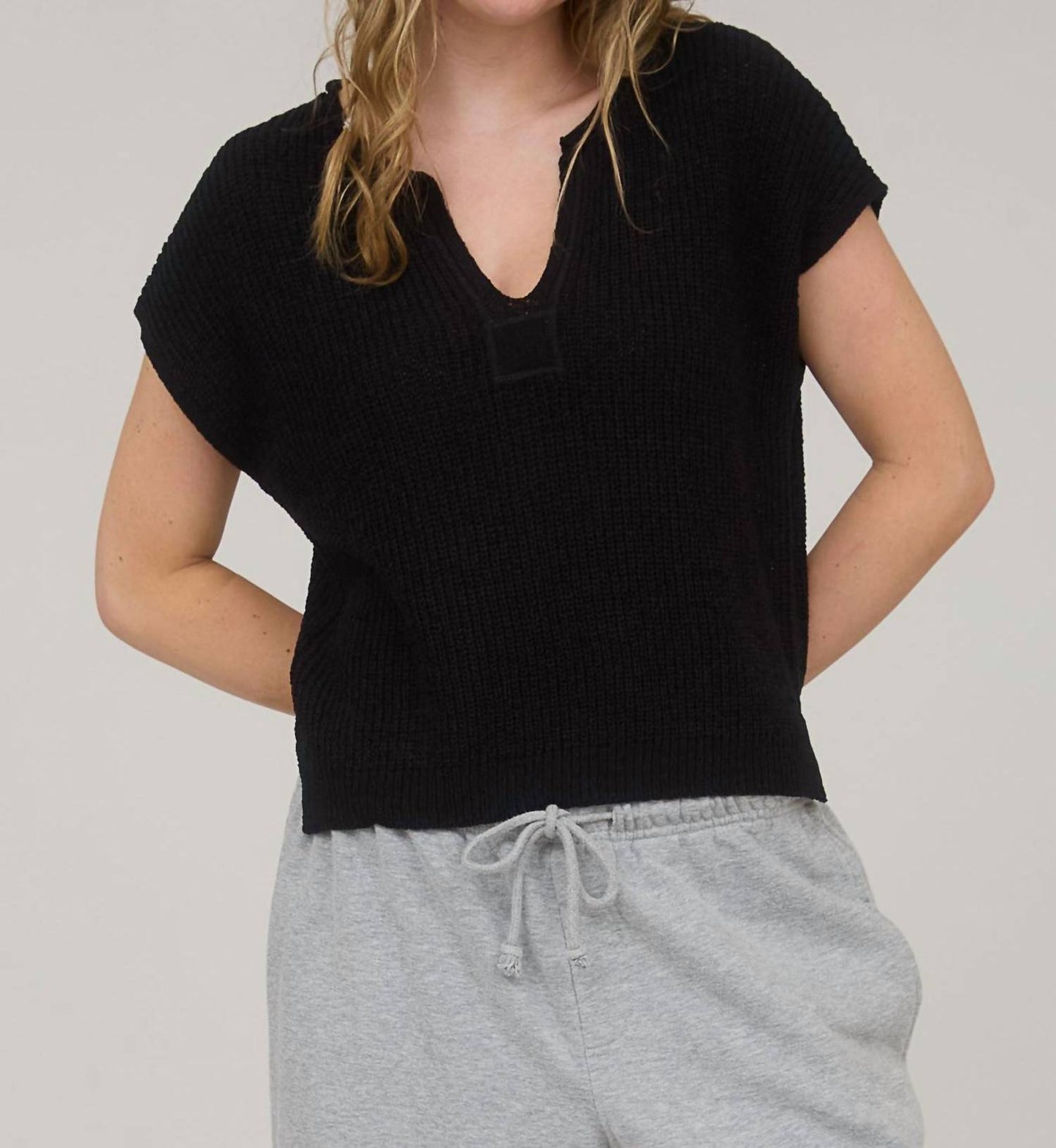 Blu Pepper - Split Neck Short Sleeve Sweater