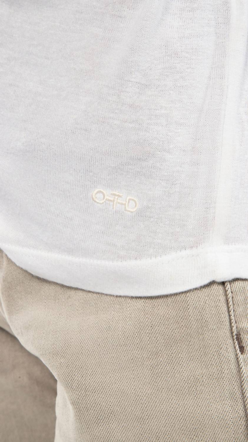 On This Day - Women's Linen-blend Crewneck Tee